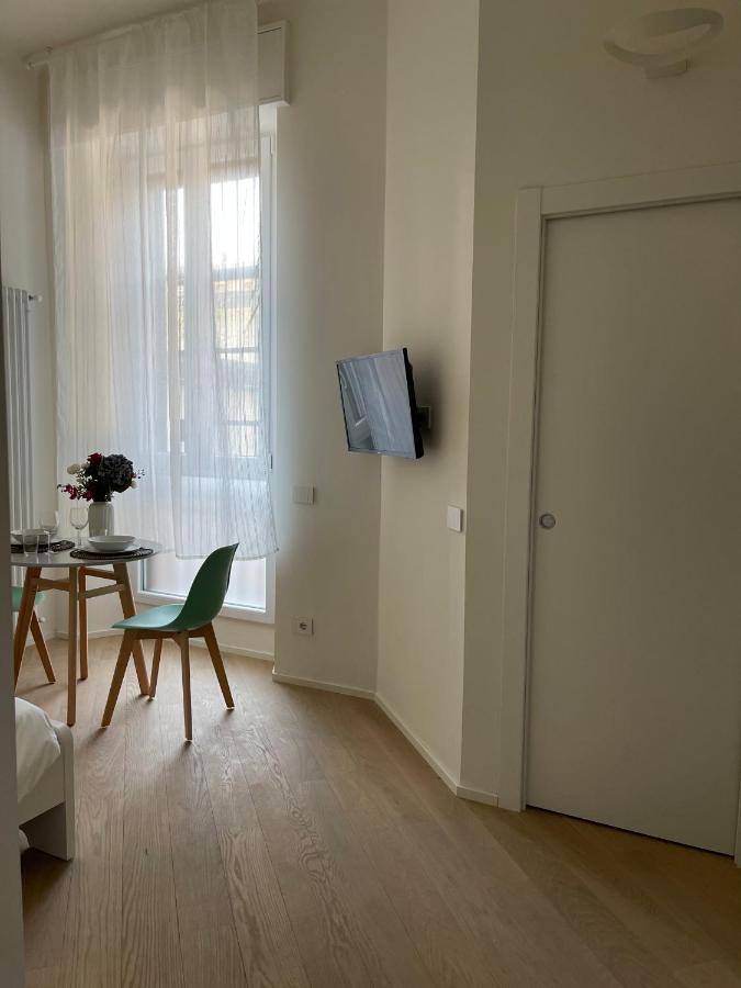 A Casa Di Arianna Apartment Milan Luaran gambar